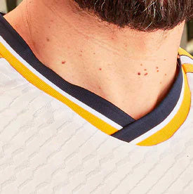 Cuello y puño de malla y elástico