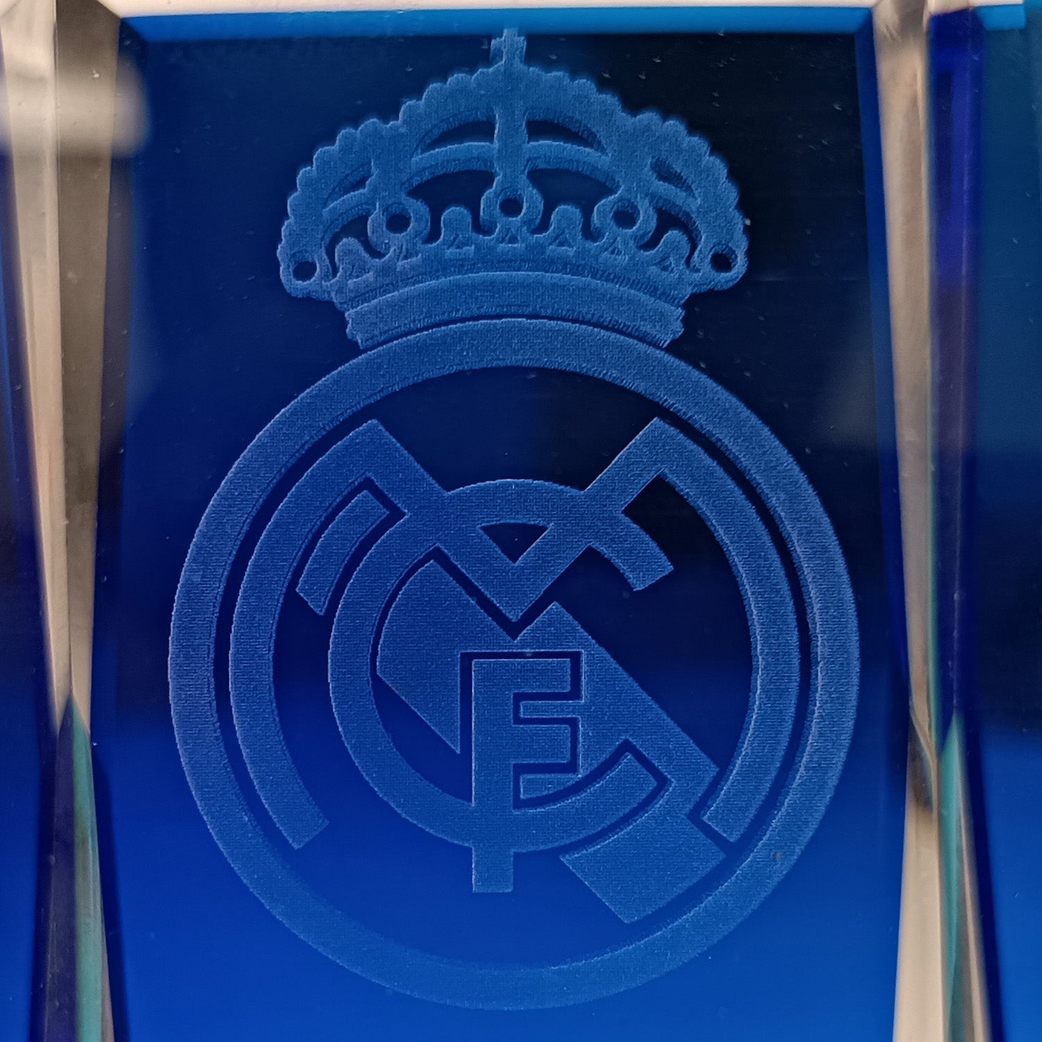 Figura de Cristal Escudo Real Madrid