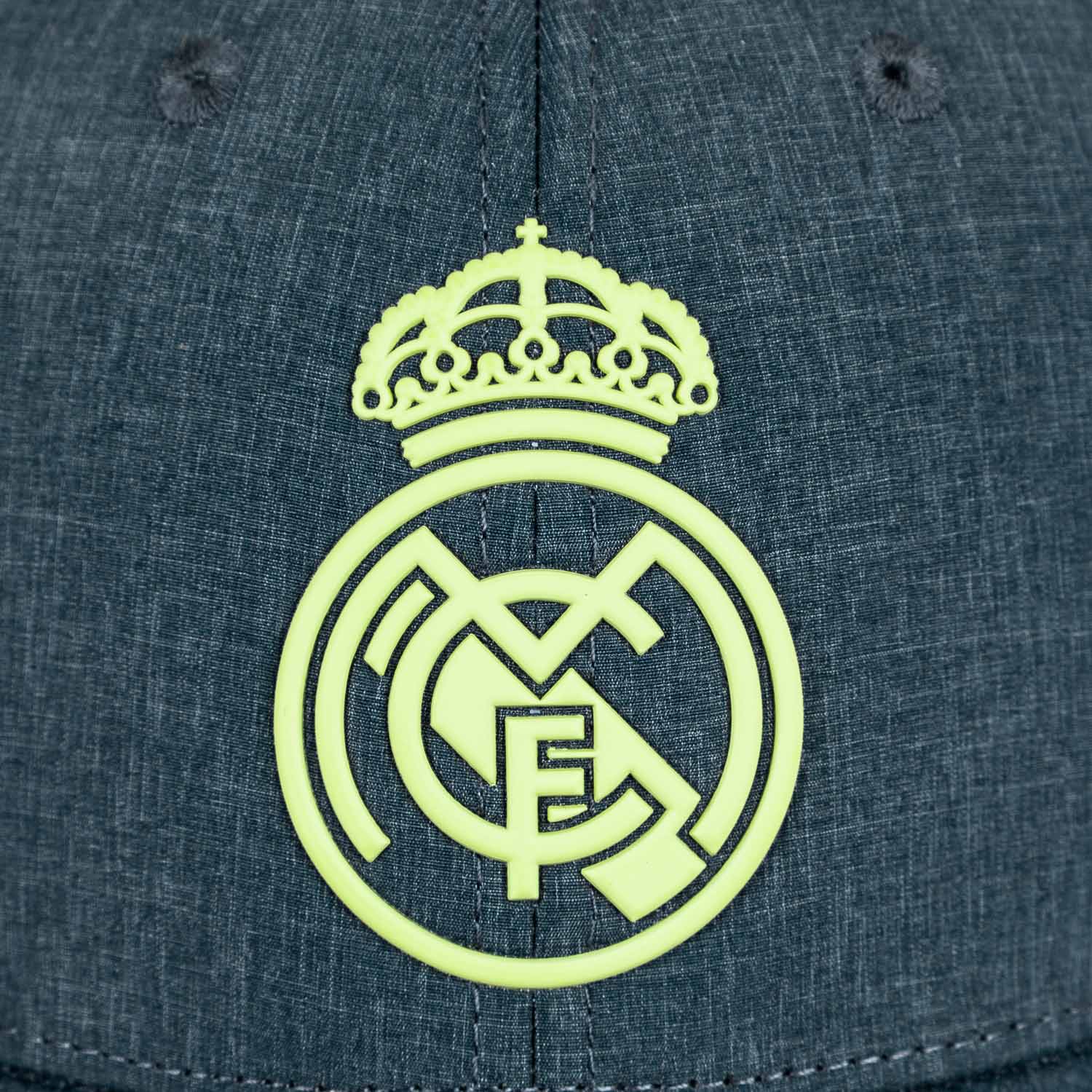 Gorra Niño Logotipo y Escudo Real Madrid