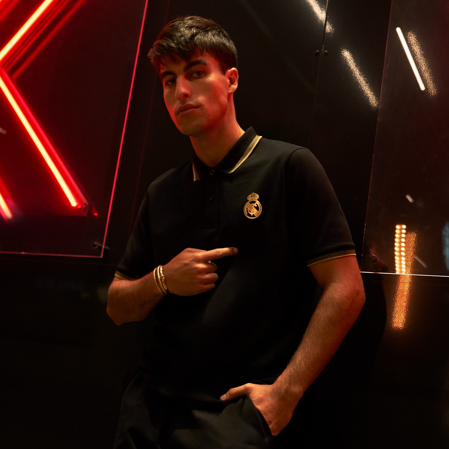 Polo Hombre Black & Gold