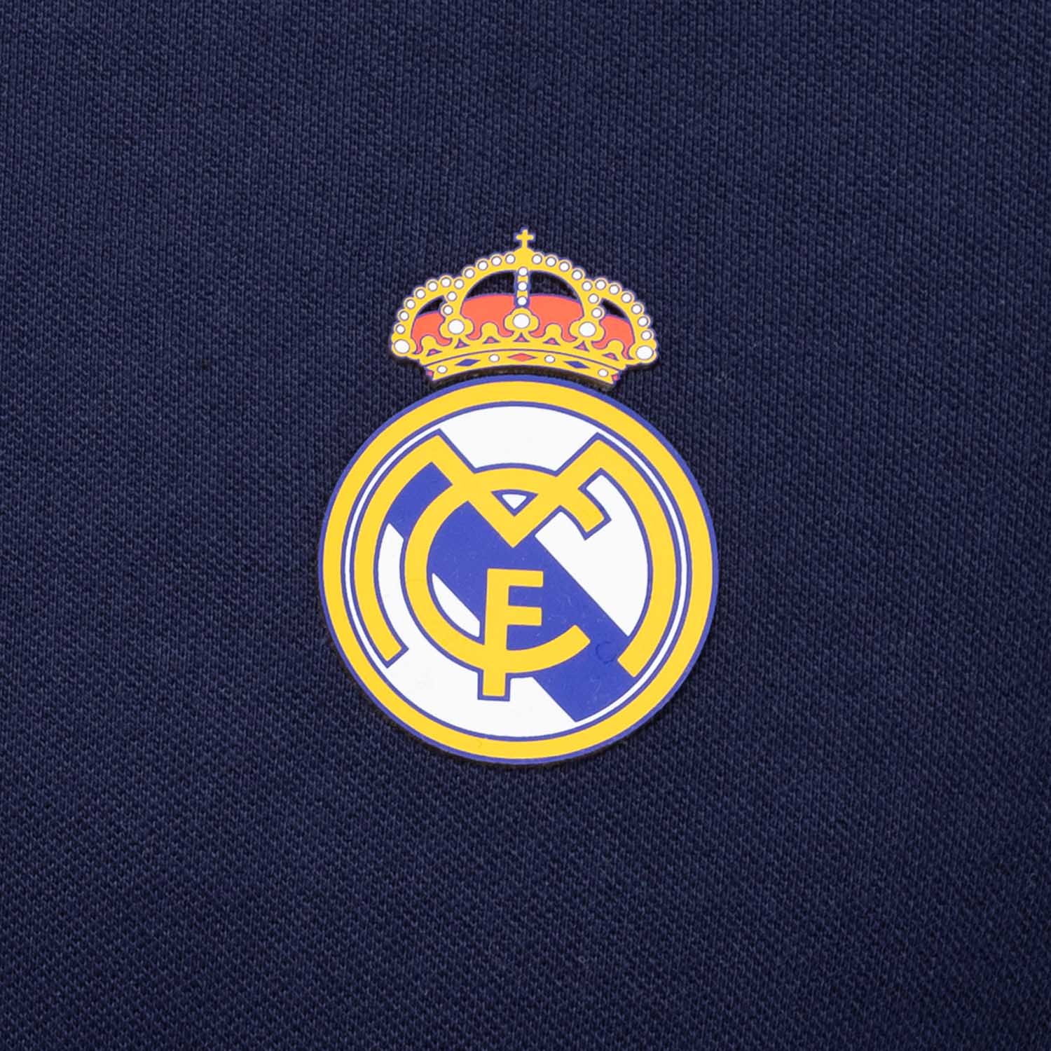 Polo Azul Hombre ECO Essentials Real Madrid Escudo Color