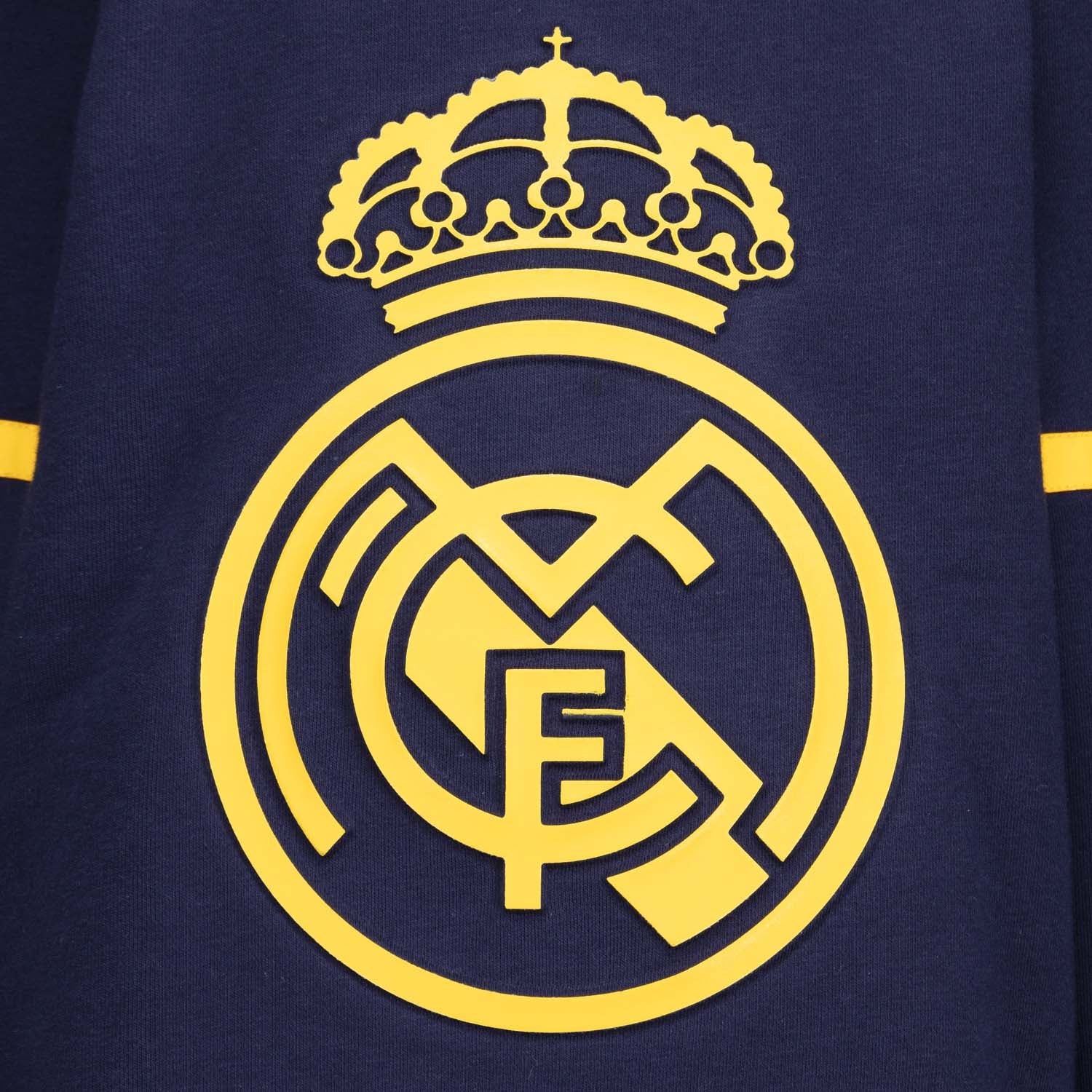 Sudadera Capucha Niños Kids on Tour Real Madrid Escudo en Relieve
